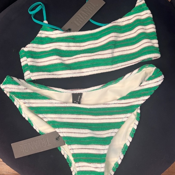 Triangl bikini swimsuit - Picture 3 of 3